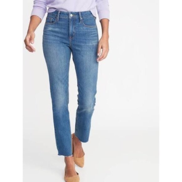 Old Navy Denim - Old Navy Power Slim Straight Jeans High Rise in Betty Wash Size 10 Raw Hem